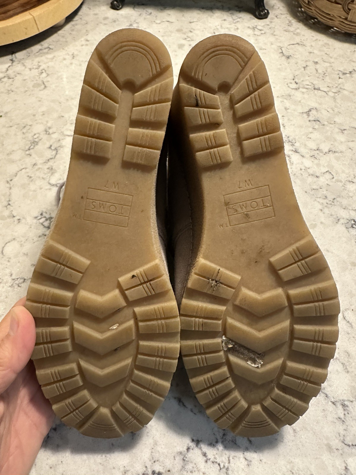 TOMS Wedge Ankle Booties Taupe Suede Leather SIZE 7 Women’s Shoes Lace-up