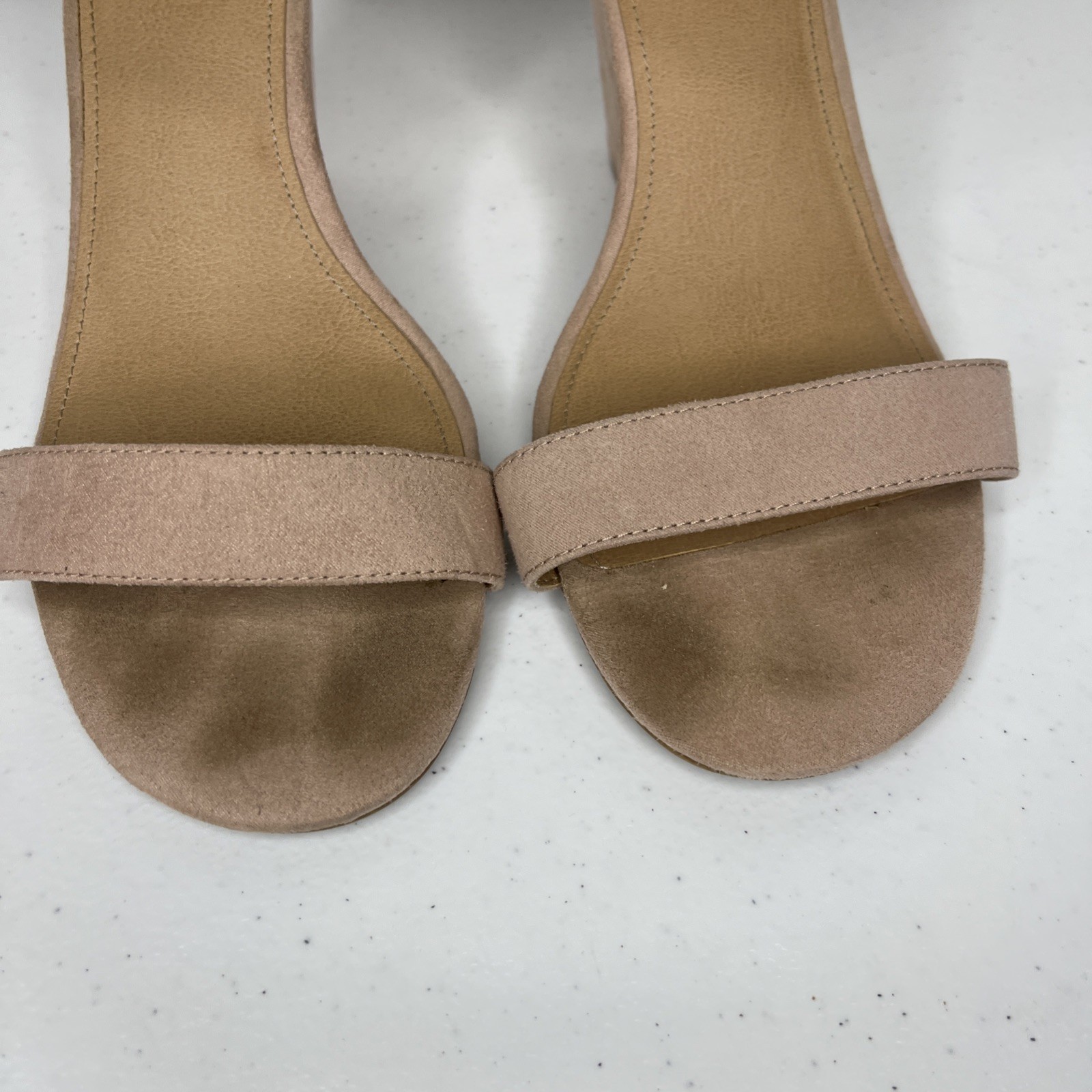 Torrid Shoes Sandals Womens 10 W Faux Suede Blush Cone Heel Sandal Classic