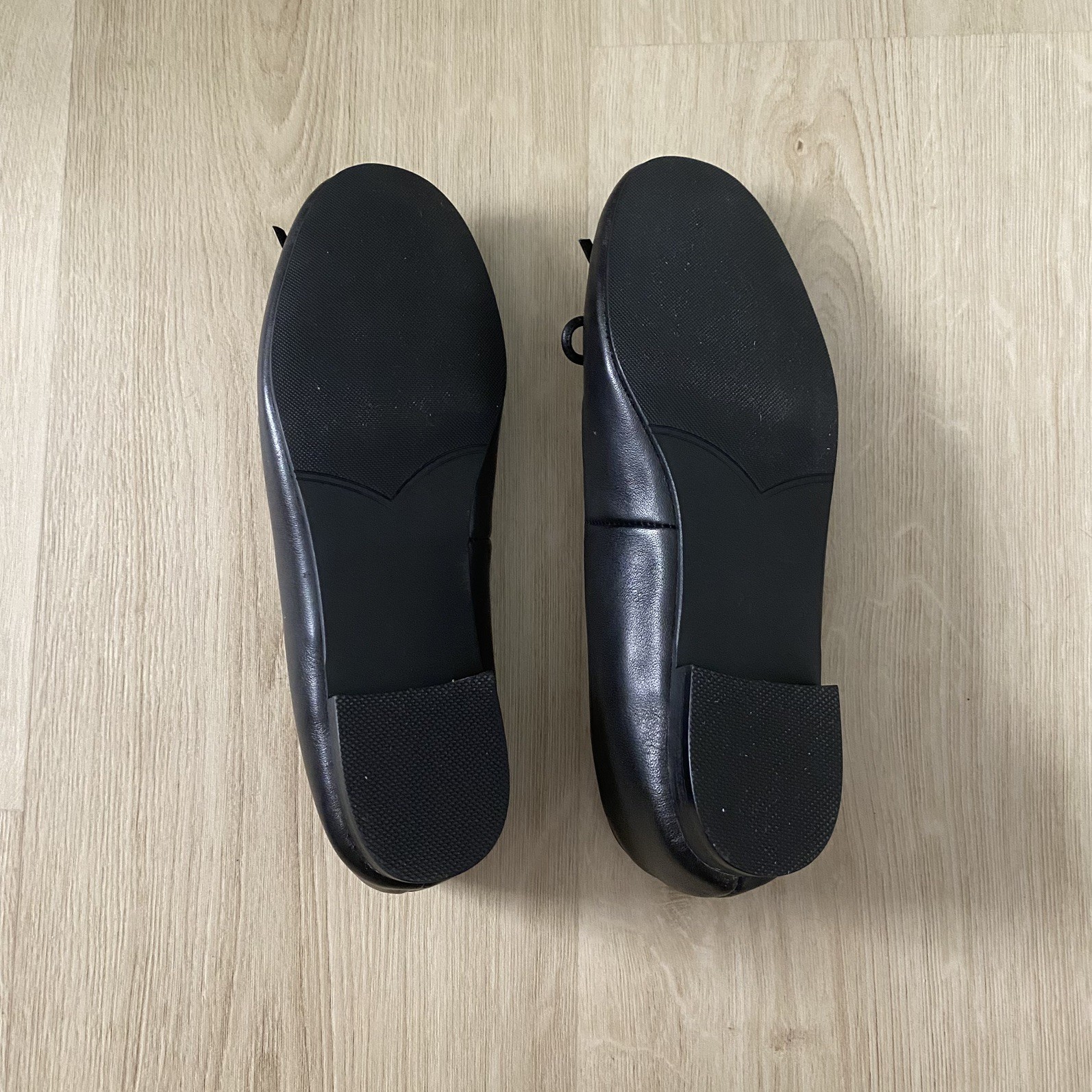 Black Leather Ballet Flats With Bow Detail AU 6.5 New