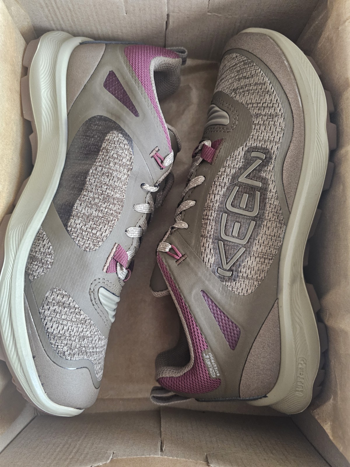 Keen Terradora Flex WP Women’s Hiking Shoe Size 6 Canteen Windsor Wine NIB