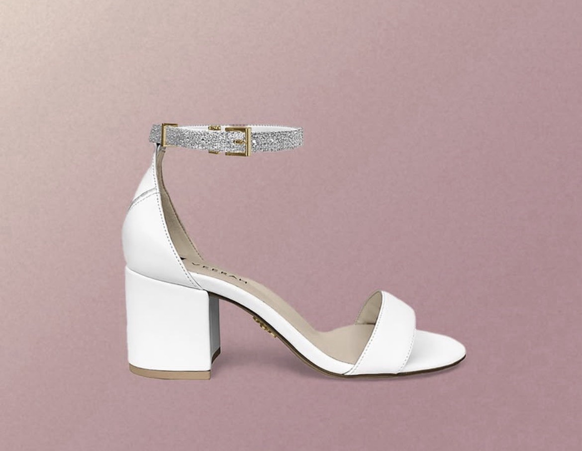 Veerah White Vegan Leather Block Heel Sandals Size 9