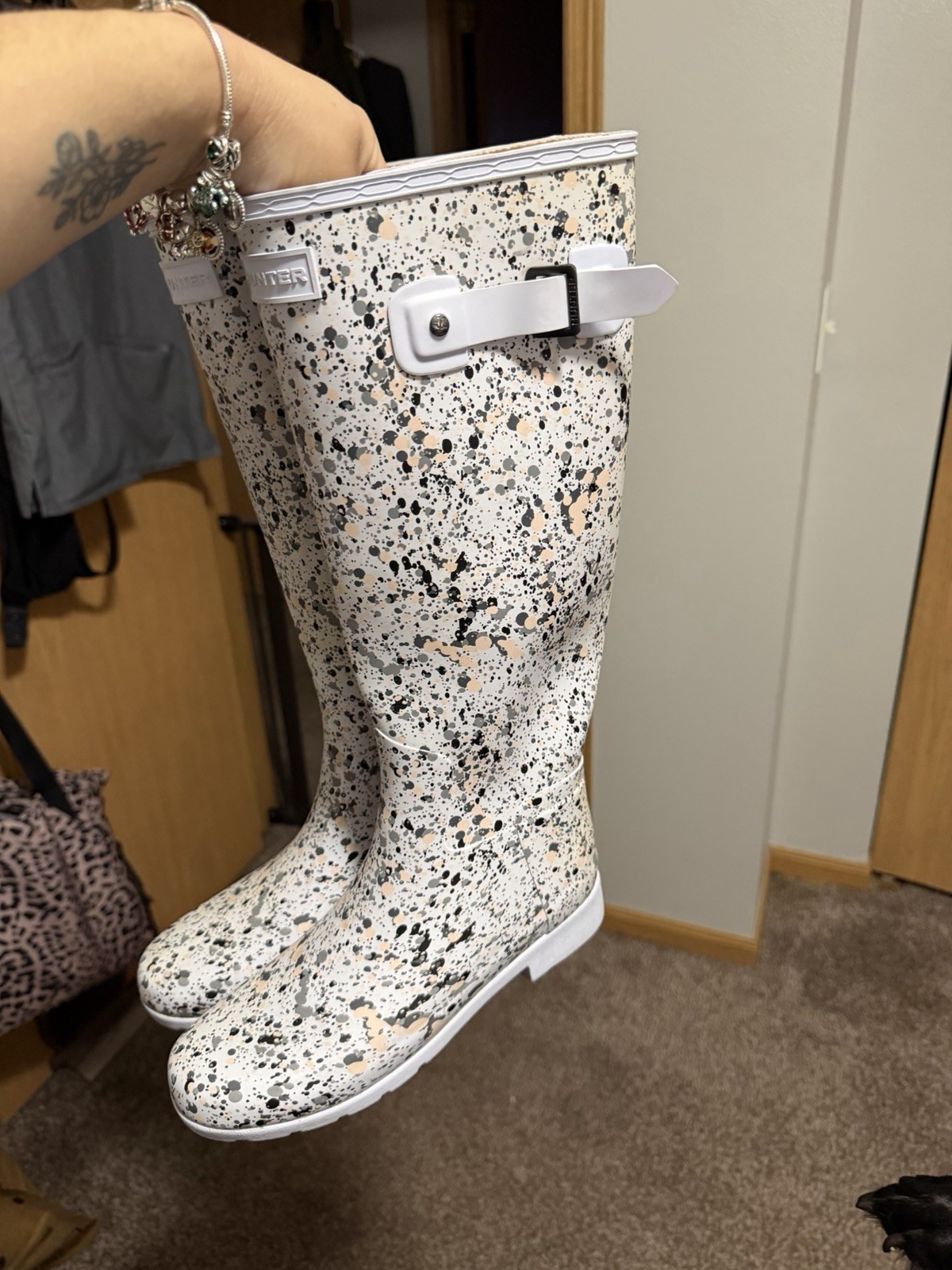 Used Particle Print Women’s Hunter Boots Size 7 US