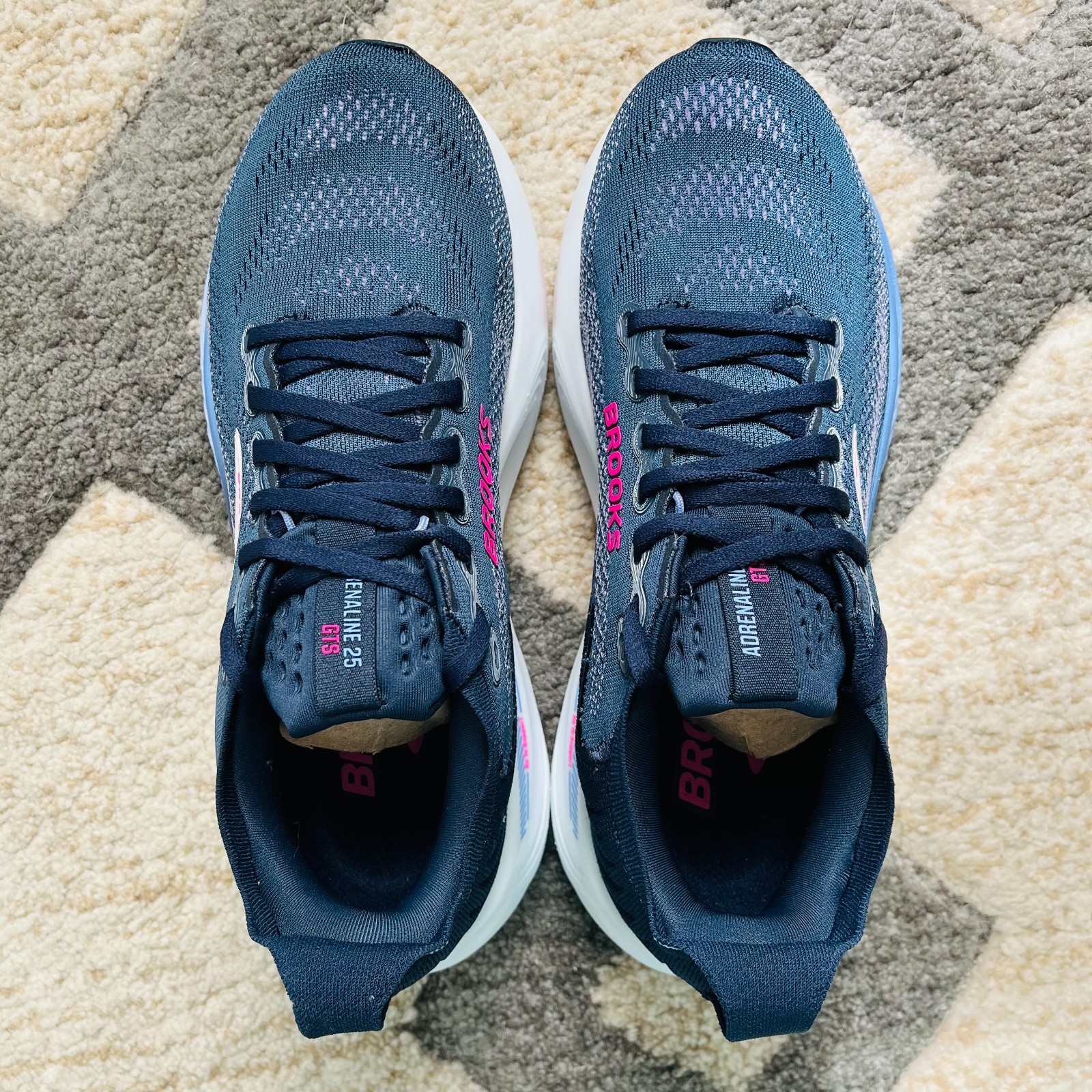 Brooks Women’s Adrenaline GTS 25 Spellbound/Blazing Bell/Pink NEW