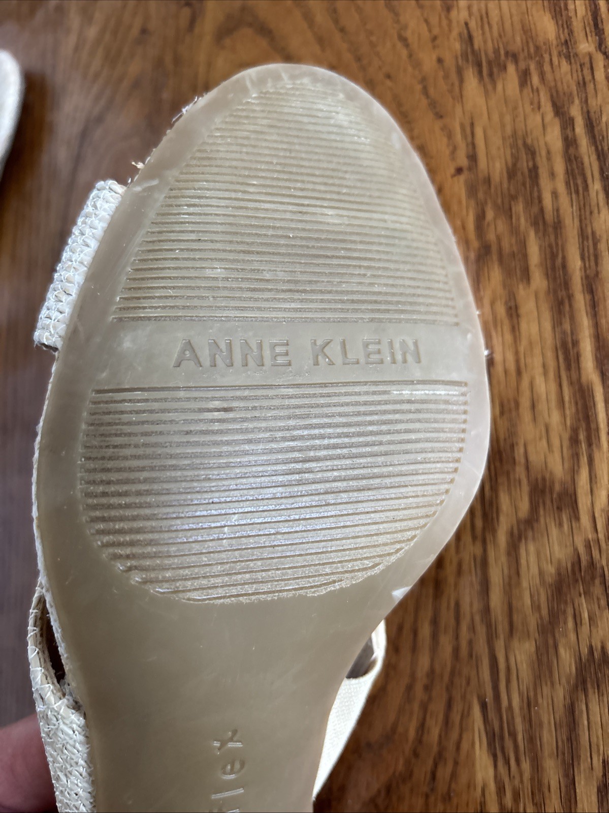 Anne Klein Women’s Size 7 1/2 Atlas Dress Sandals Raffia-Style 2.75 Inch Heels