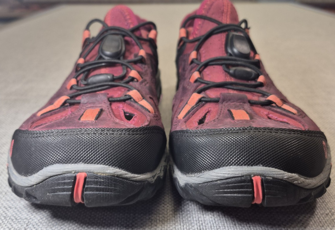 Merrell All Out Blaze Sieve Womens Sz 10 Vineyard Wine Pink Hiking shoe