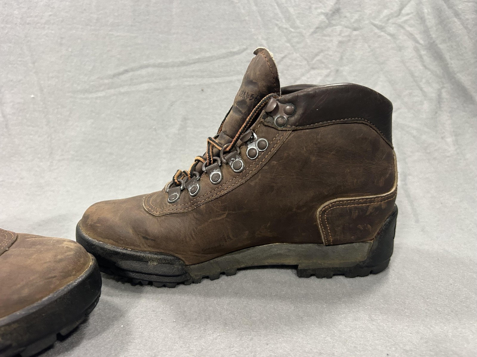 Vintage Danner Cross Hiker Boots Womens 6 Brown Leather GTX USA Hiking Outdoors
