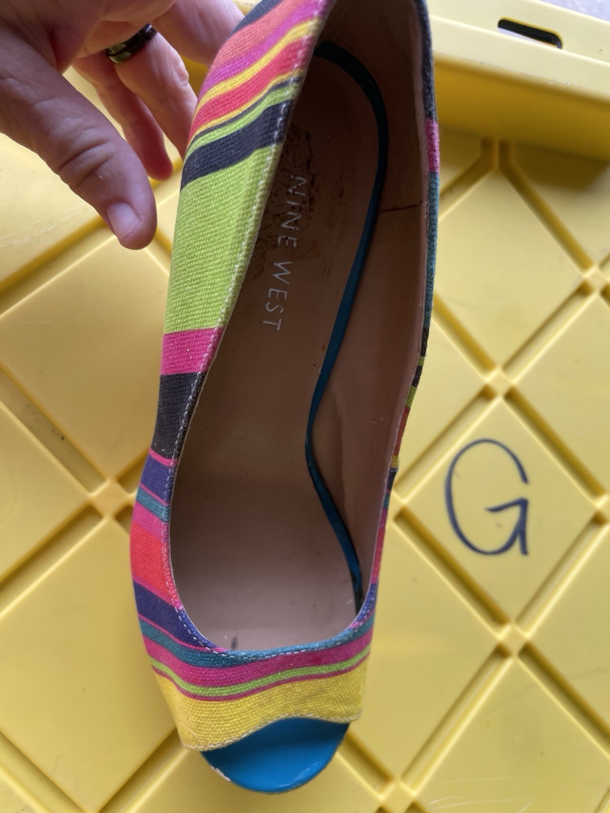 nine west wedge 6.5 Peep Toe Multicolored Striped