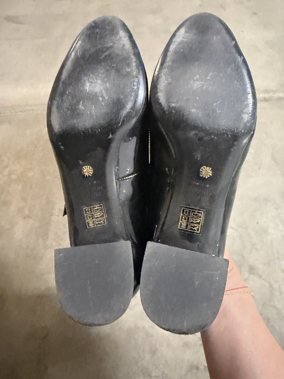 stuart weitzman Vivienne 35 Mary Jane Pumps US 8.5