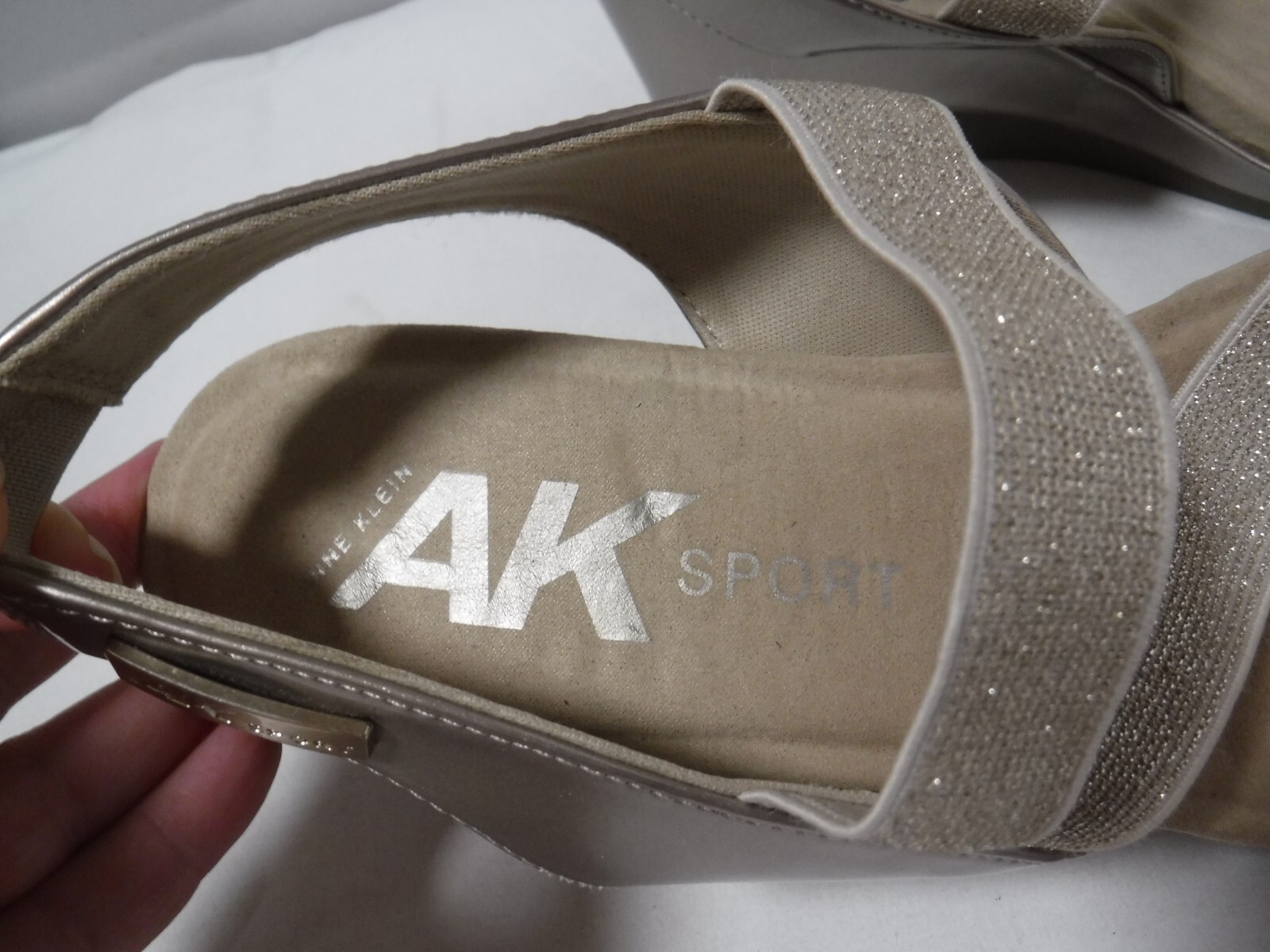 PF2 Women’s ANNE KLEIN Sport Peppina Gold Strappy Wedge Heel Sandals 10.5