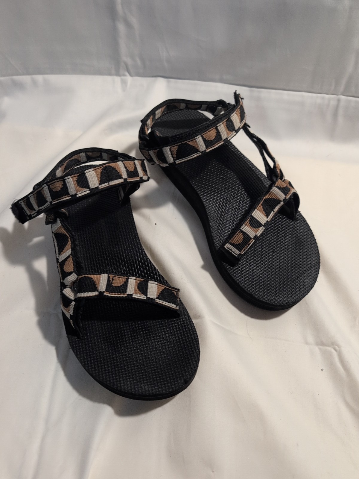 Teva Midform Women’s Universal Sandal Size 9