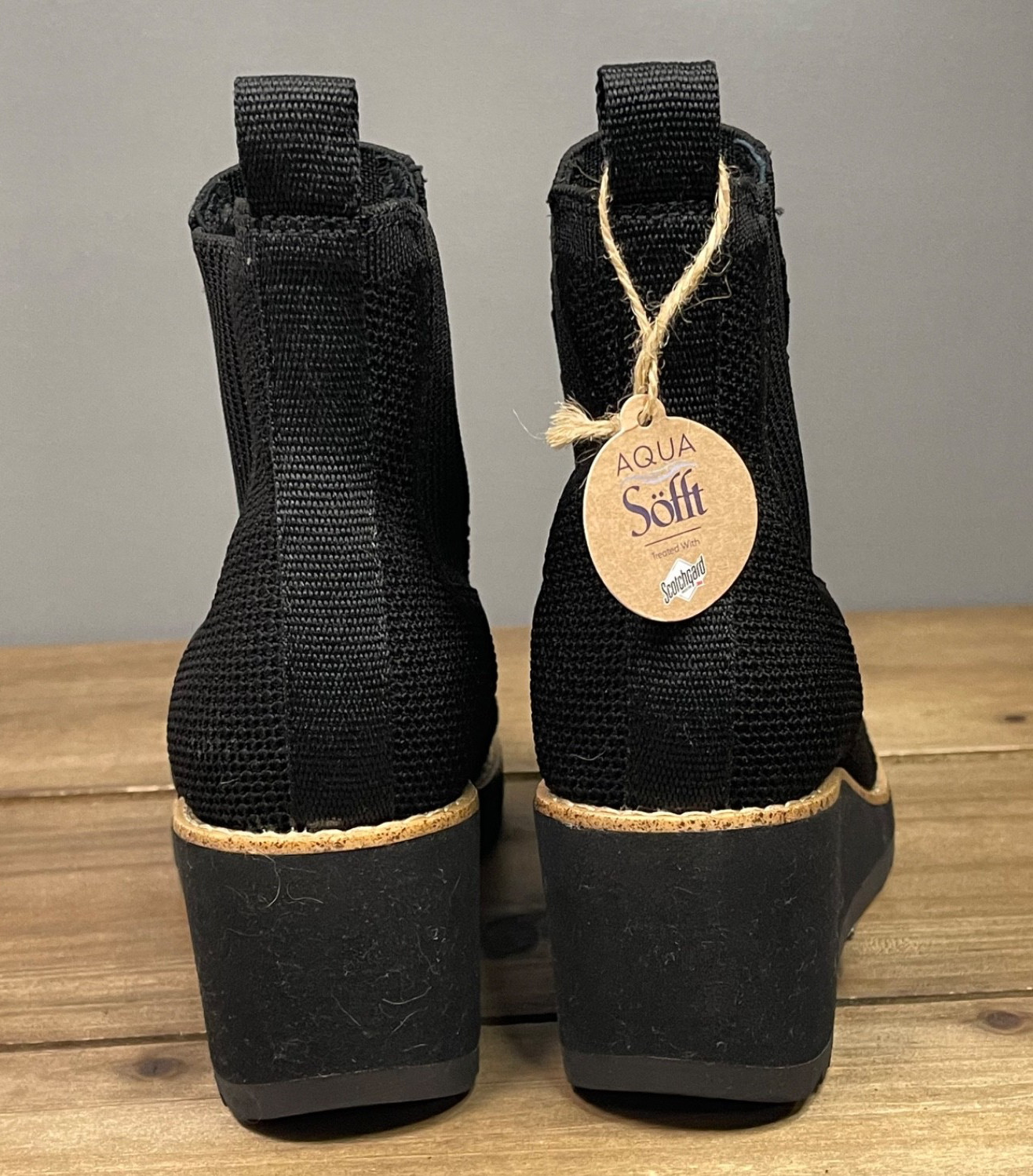 Sofft Women’s Eiley Water Resistant Knit Chelsea Ankle Boots Size 6 Black Wedge