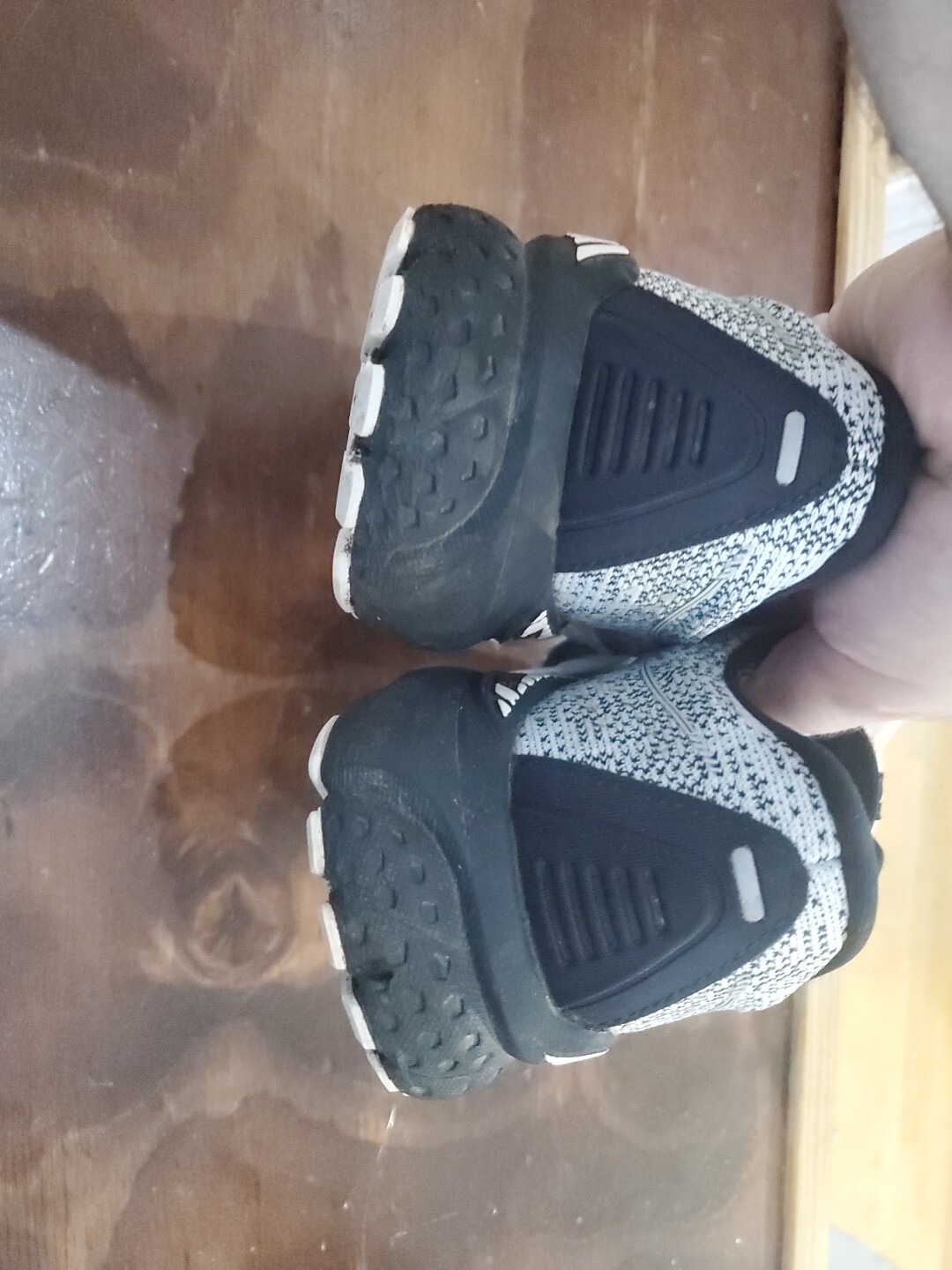 Size 9 – Brooks Adrenaline GTS 21 Black/Gray/White – 120329-1B-135