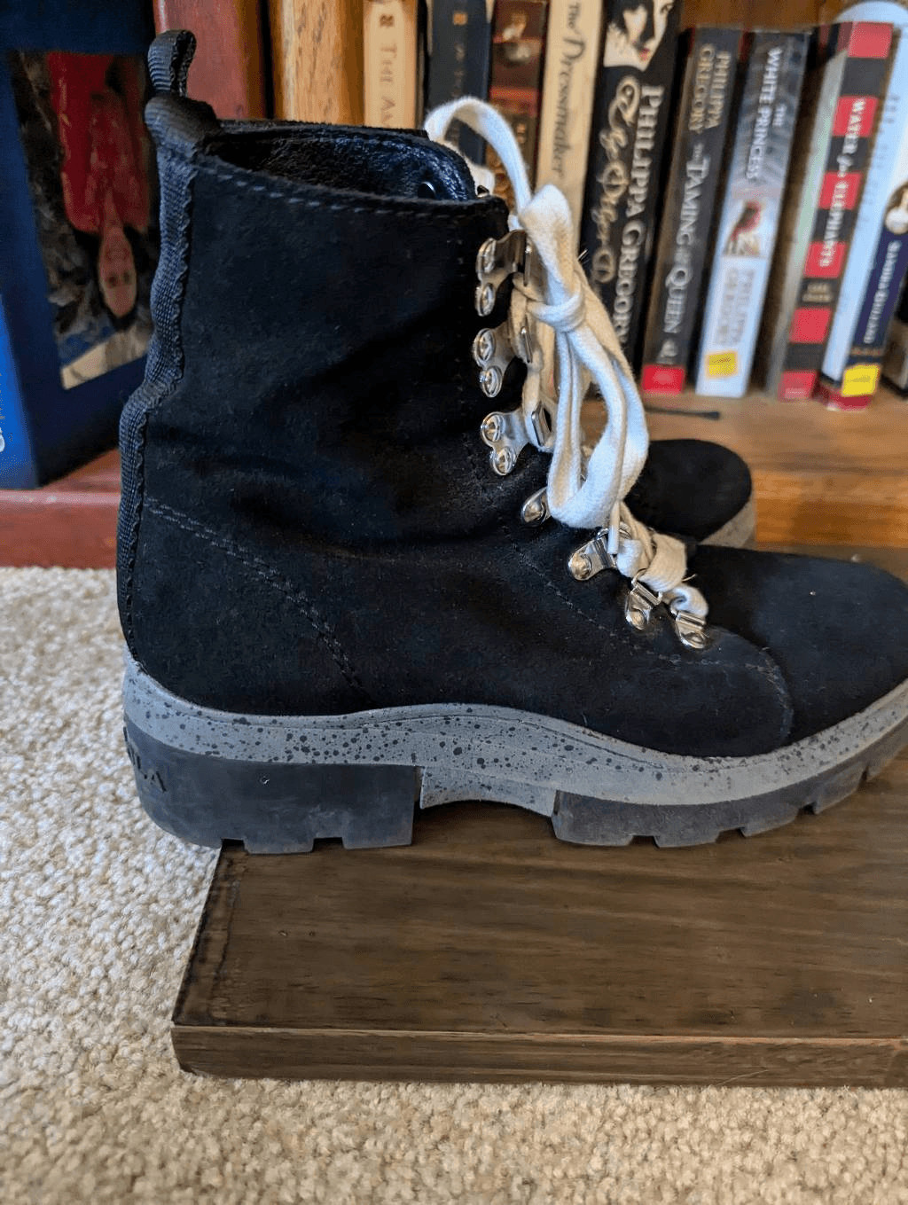 Bimba Y Lola Women’s 38 US 8 Black Grey Lace Up Platform Combat Boots