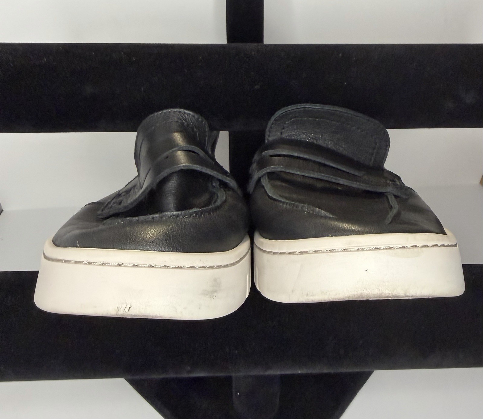 Black Leather VIONIC Uptown Penny Loafers Size 8.5