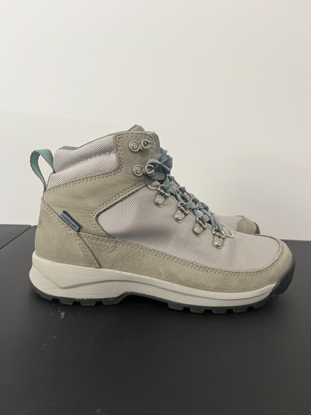 Danner Adrika Women’s Hiking Boots – Women’s Size 5.5