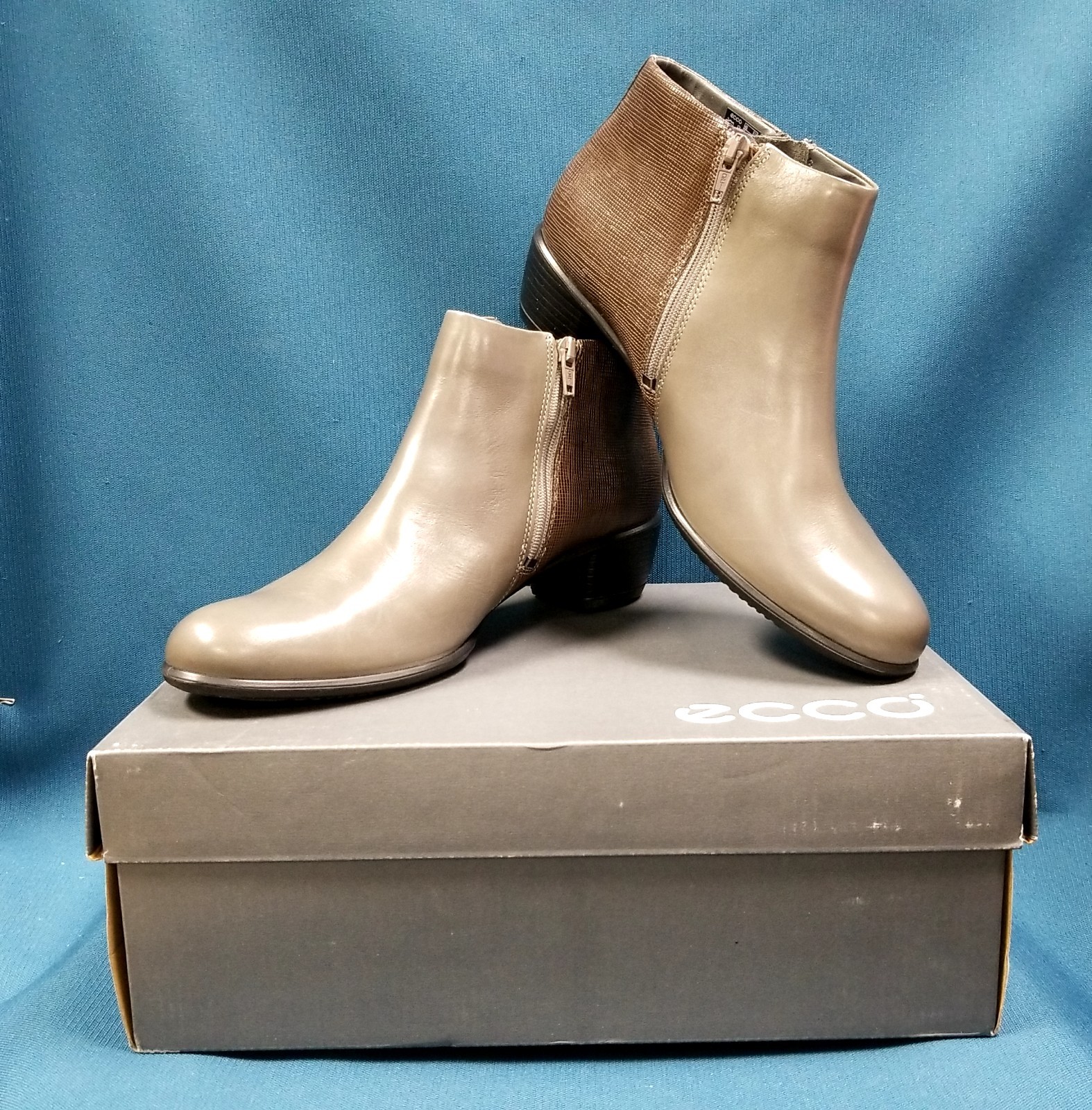 Ecco Touch 35 Side Zip Women’s Ankle Boots Size US 9 EU 40