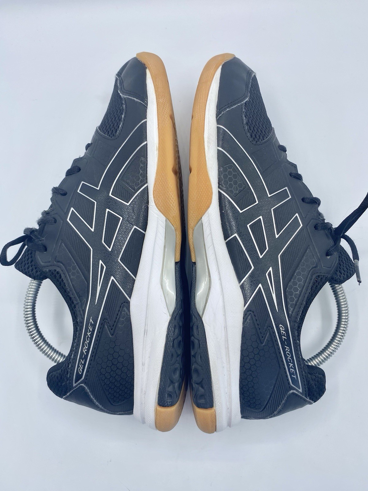 ASICS Gel Rocket 8 Women’s Black/White Volleyball Shoes B756Y Size 10.5