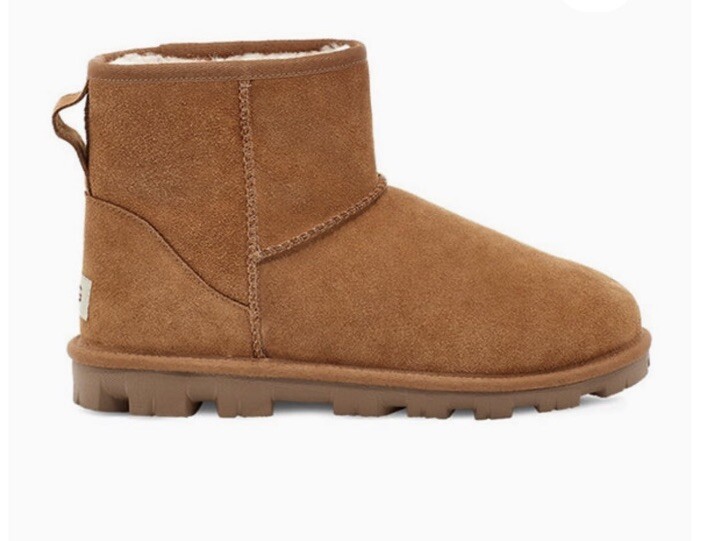 NEW UGG Essential Boots Women’s Size 5 M Tan Chestnut Bootie 1115030