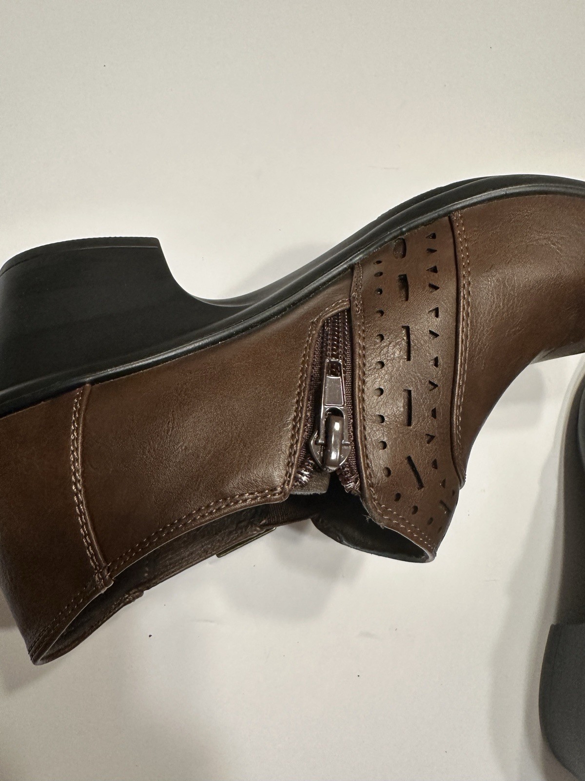 Easy Street Comfort Brown Booties Style Size 8