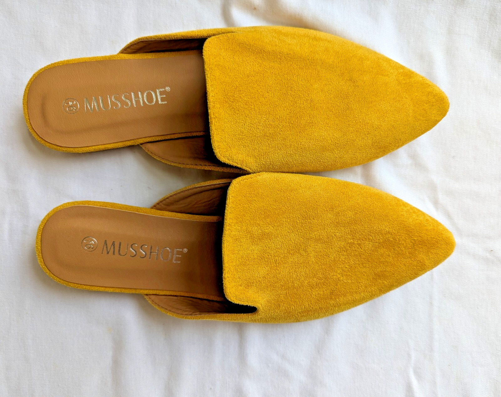MUSSHOE Yellow Flat Pointed Toe Backless Mules Slip on Loafer Shoes Size 9.5