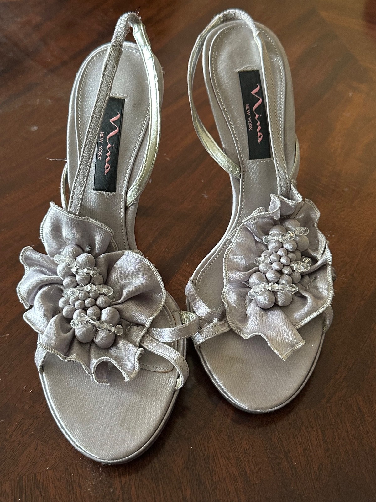 NINA SILVER SATIN EMBELLISHED HEELS SIZE 7.5M WEDDING COCKTAIL PARTY SHOES PROM