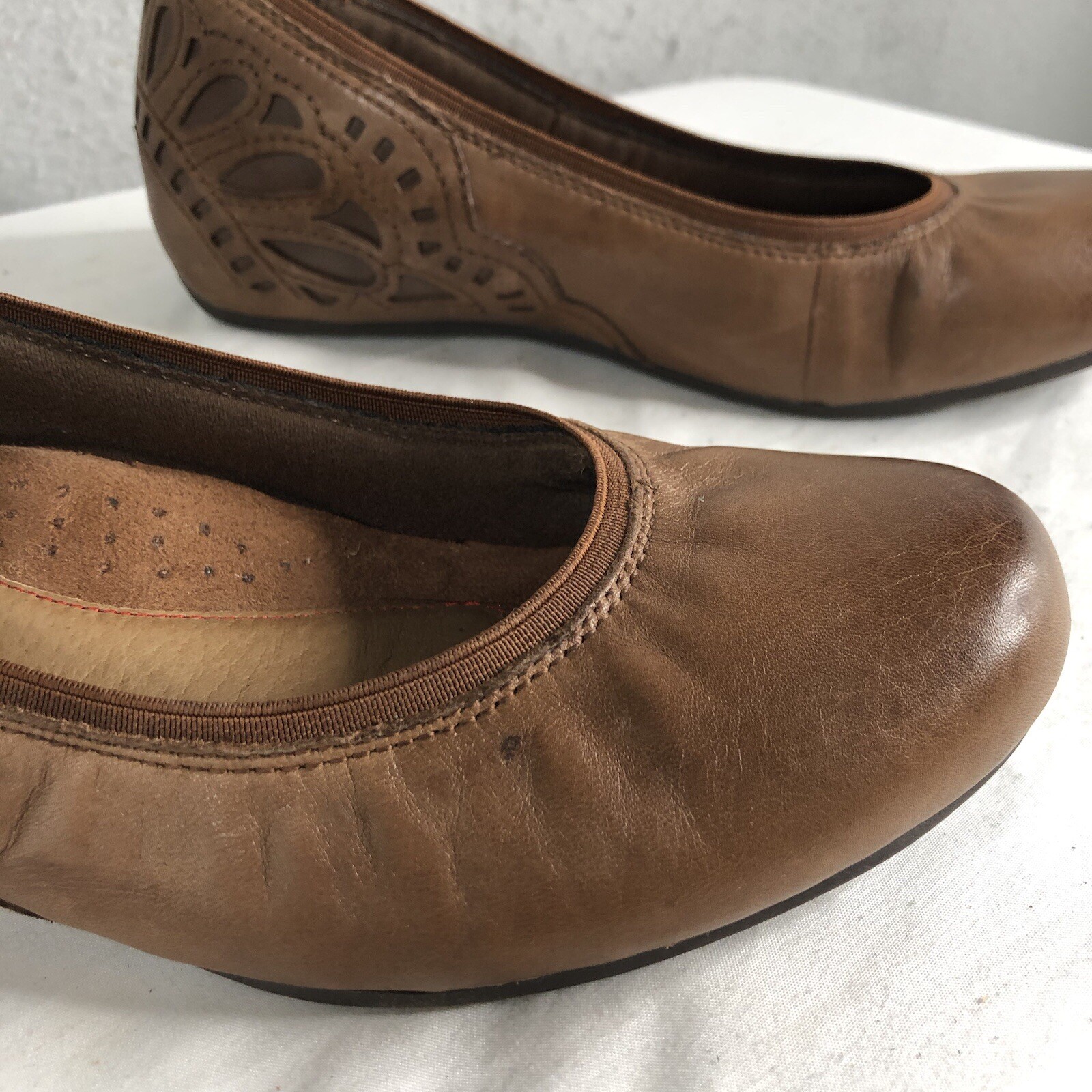 Rockport Flats Womens 7.5 Brown Cobb Hill Comfort Leather Cut Outs 100028