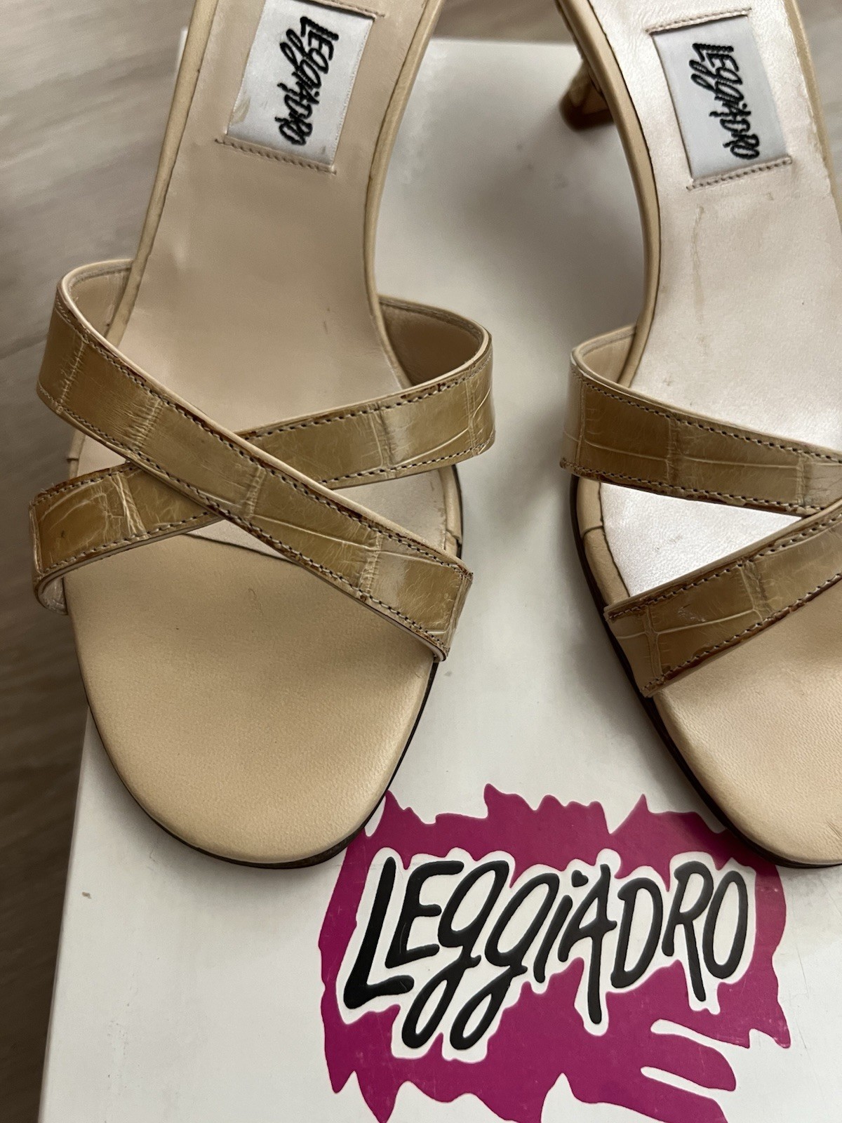 Leggiadro New $750 Crocodile Sandals Shoes Heels size 37 – 7