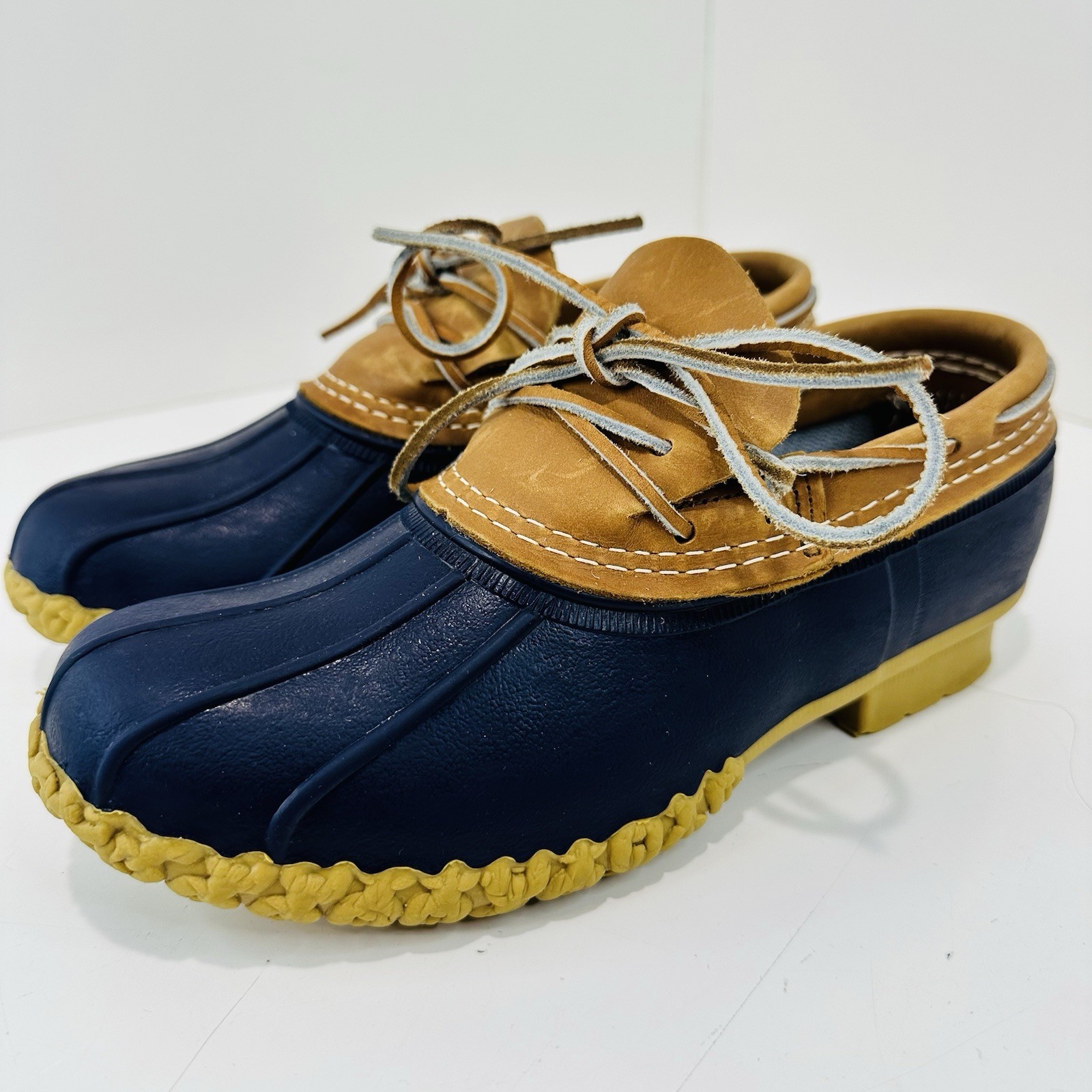 LL Bean Maine Boots Women’s Size 7 M Low Top Duck Boots 175067 Made In USA Blue