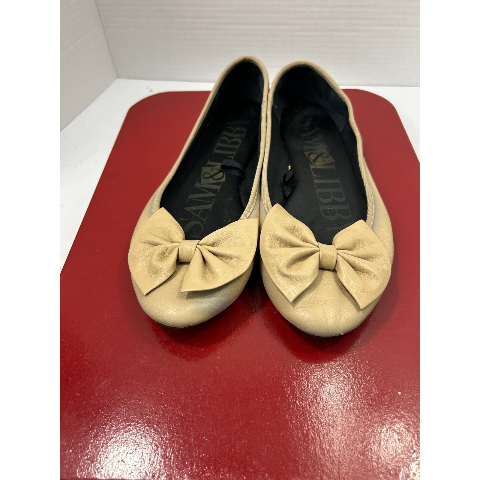 Sam & Libby Bow Ballet Flats 9 Beige Leather Slip On Balletcore Coquette Chic