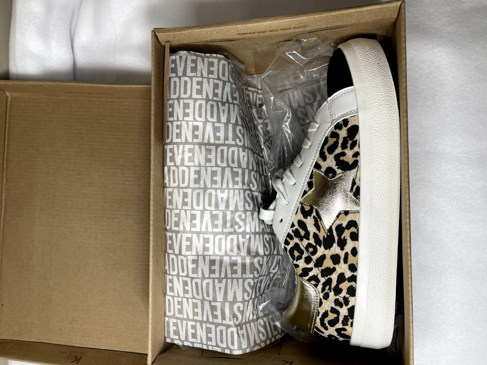 Steve Madden Women’s Starling Casual and Fashion Sneakers 9.5 Medium (B,M)