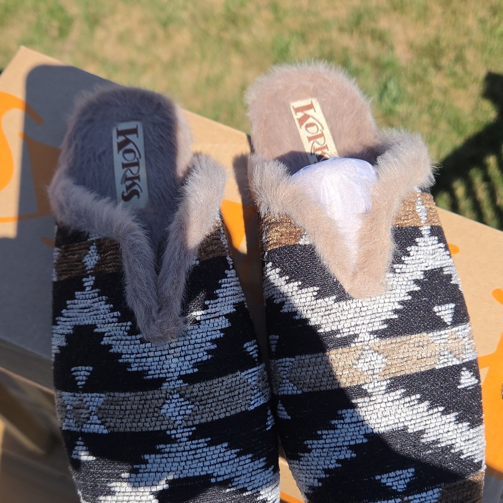 Womens Slippers Size 7