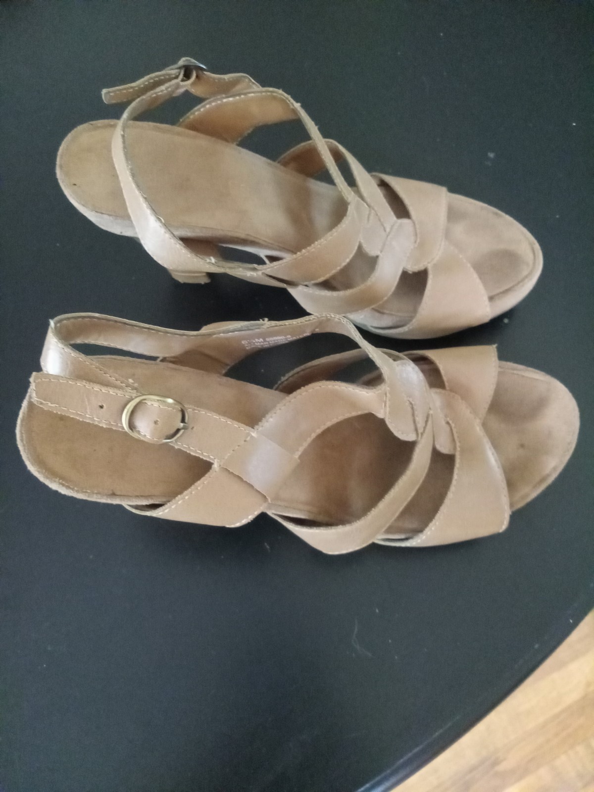 Aerosols Size 6.5 Women’s