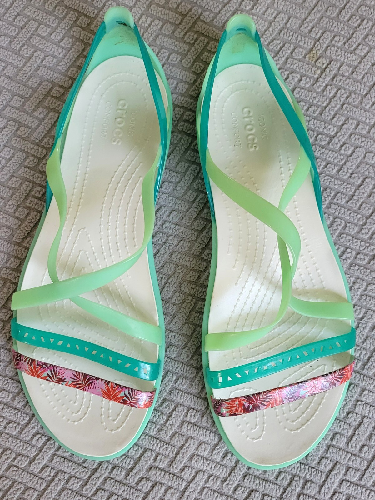 Crocs Isabella Sandal cross translucent MINT green floral Strappy Flats SIZE 10