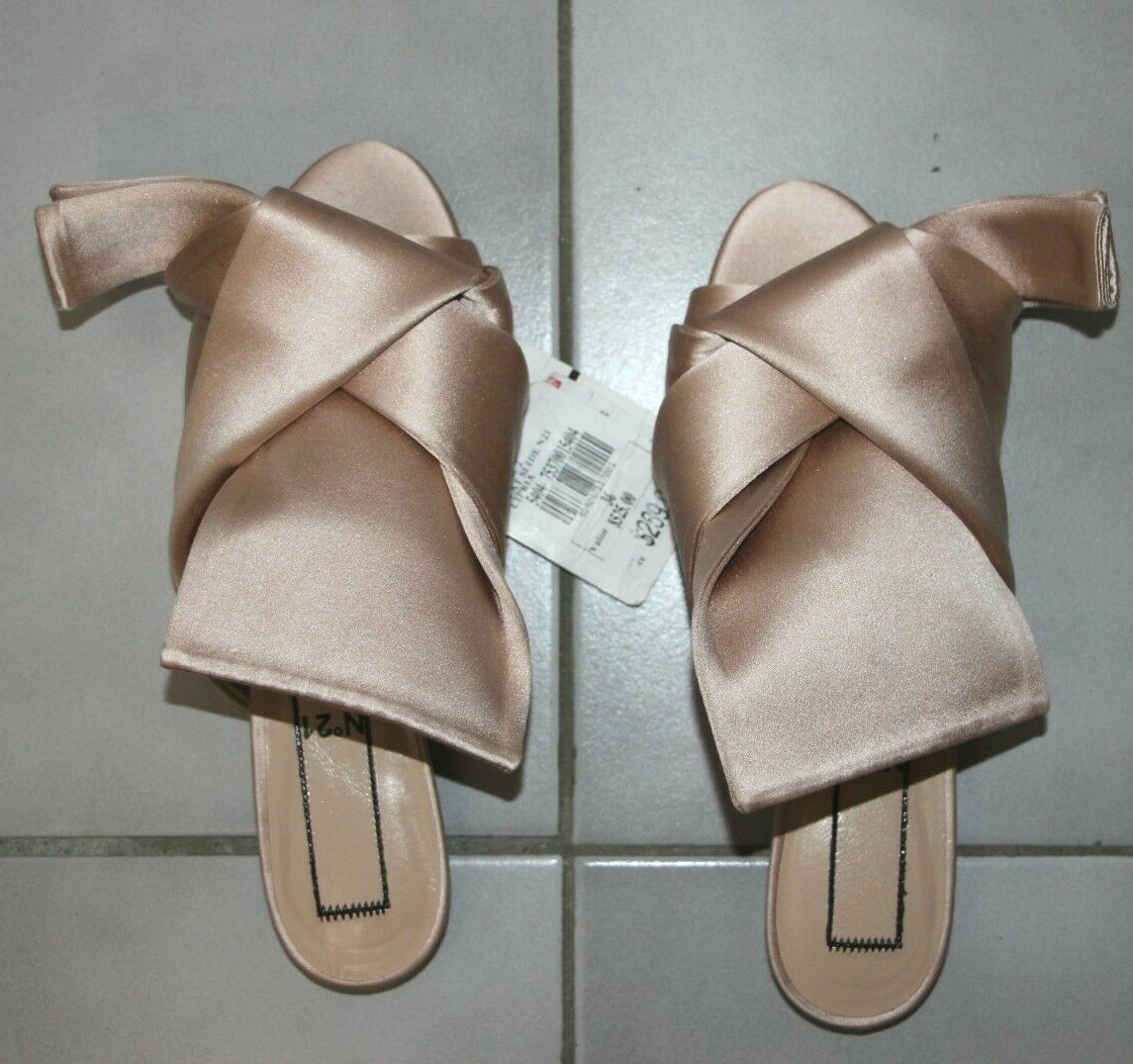 Nº21 cipria satin flat bow mules sz US 6/ IT 36 $525