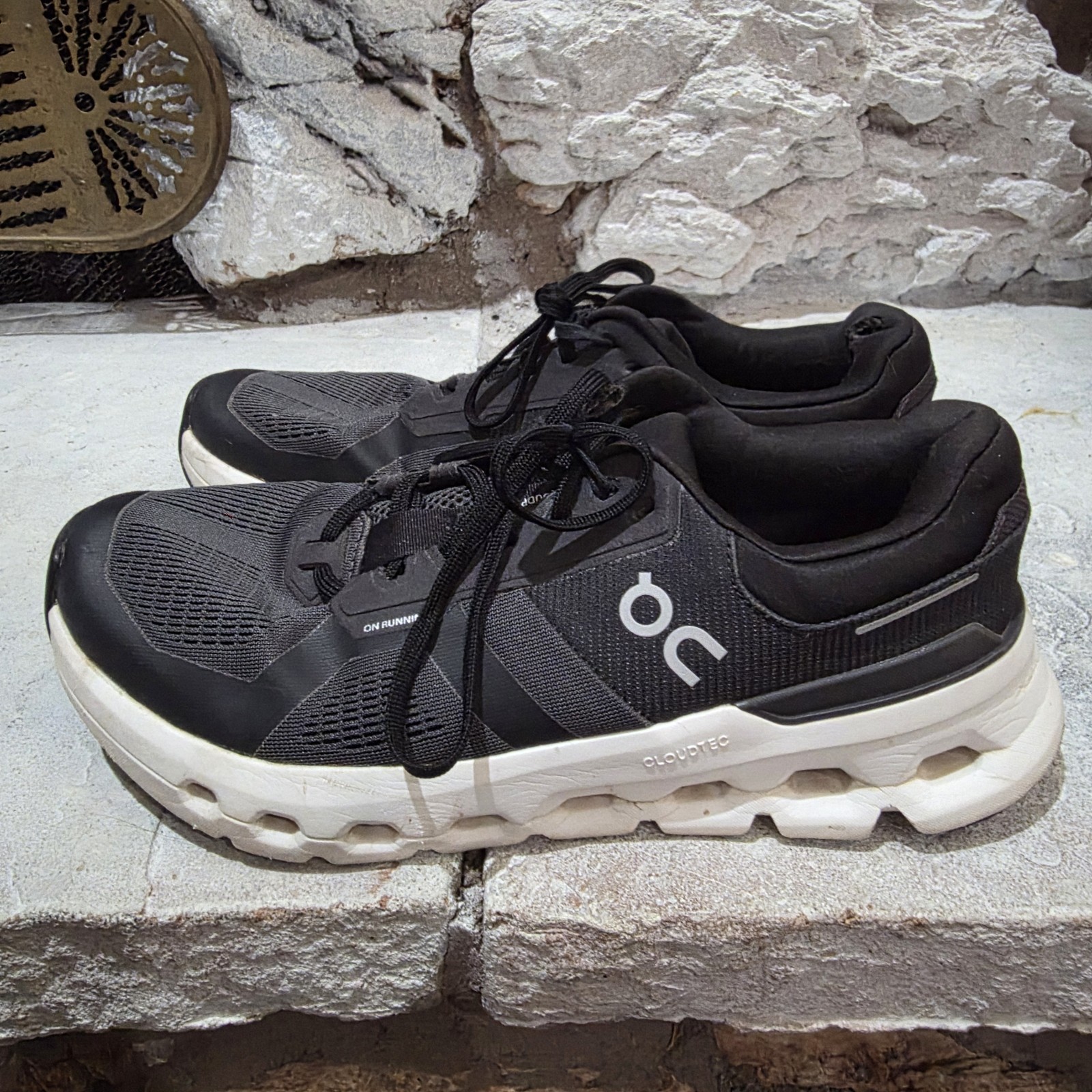 On Running Cloudrunner 2 Women’s Size 10 Shoes ‘Eclipse Black’ Running Gym
