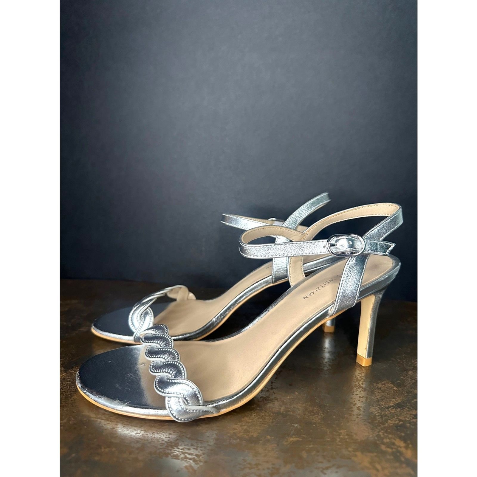 Stuart Weitzman Stiletto Sandals 7.5 Strappy Wedding Elegant Silver Twistie 75