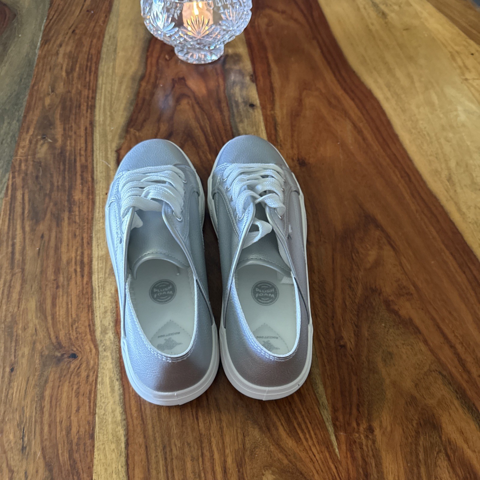 Women’s Rocket Dog Zandragy Silver Zandra Sporty PU Size 9M