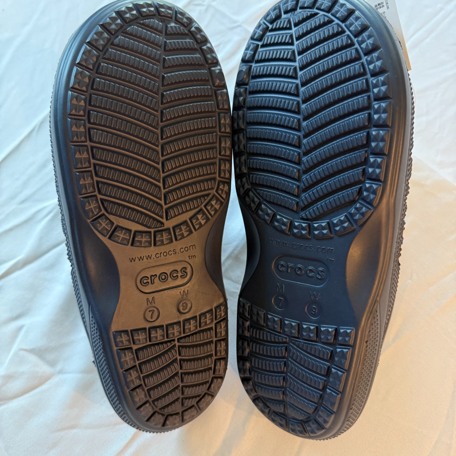 Crocs Iconic Baya Classic Sandals in Dark Navy M7/W9 NWT Original Packing (B-68)
