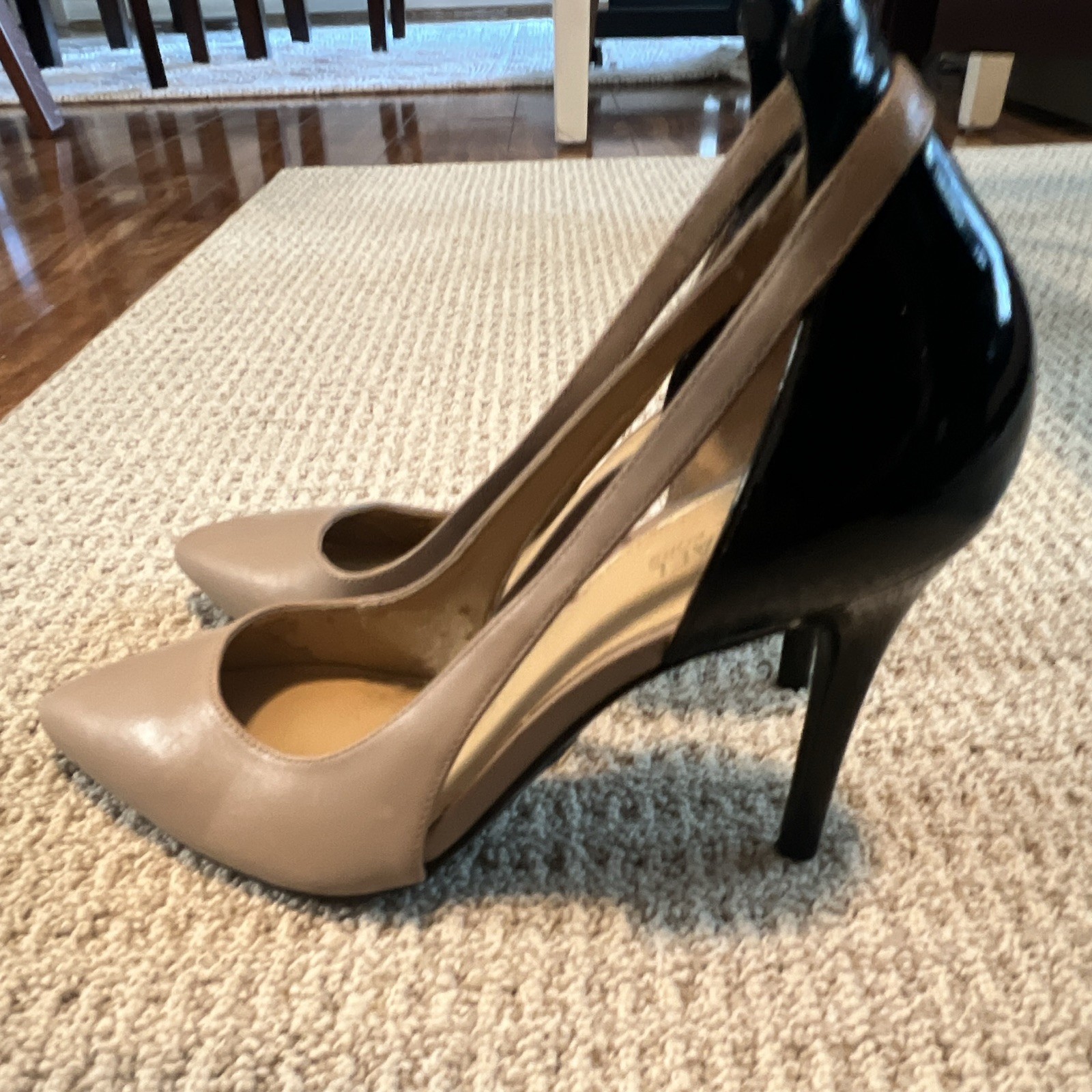 MICHAEL Michael Kors Beige/Black Pointed Toe Stiletto Leather Pumps 6M