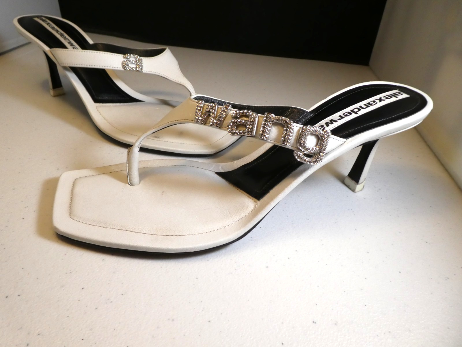 Alexander Wang WHITE Logo Thong Sandal LEATHER CRYSTAL WANG 37 1/2 7 1/2 Kitten