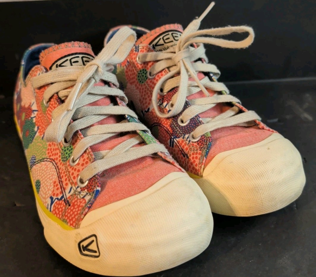 KEEN Landcaster Lace Hot Coral Floral Sneakers 1009348 Womans 8