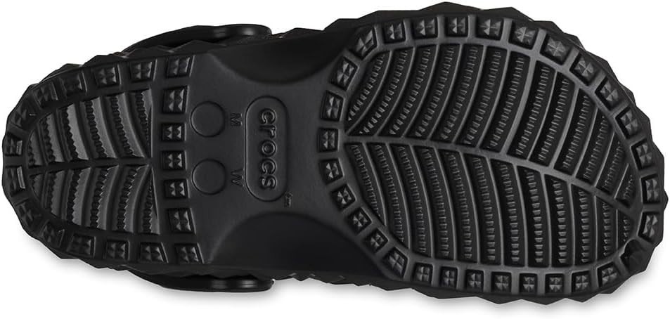 Crocs Unisex-Adult Classic Geometric Clog M4-M11