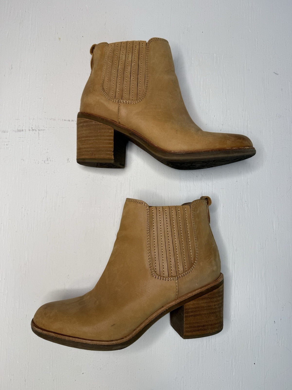 SOFFT Aisley Slip On Luggage Brown Leather Ankle Boots Mid-Heel Women’s 6.5