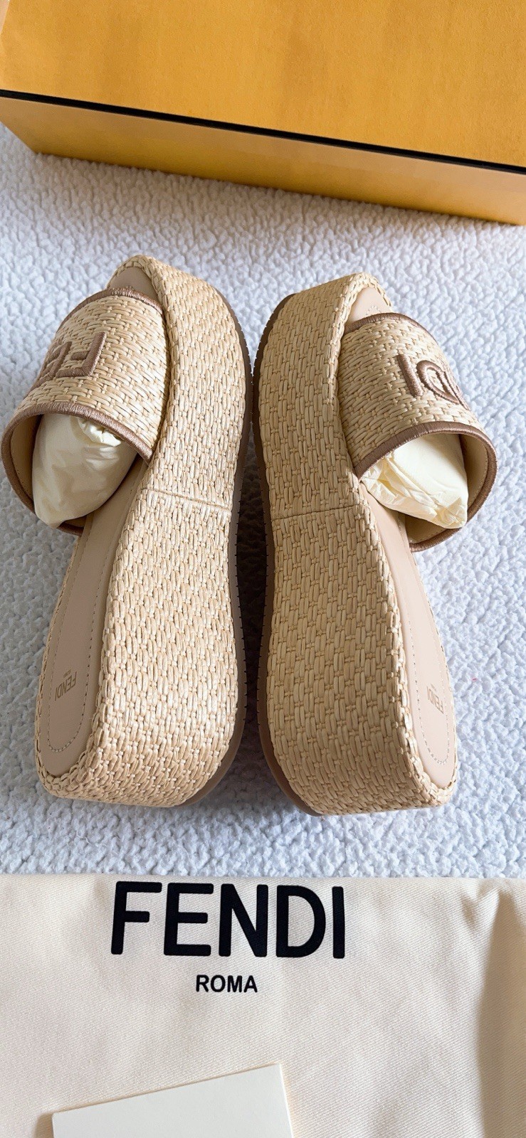 Fendi Sunshine Raffia Platform Slide Sandals in Beige Size 38/US 8