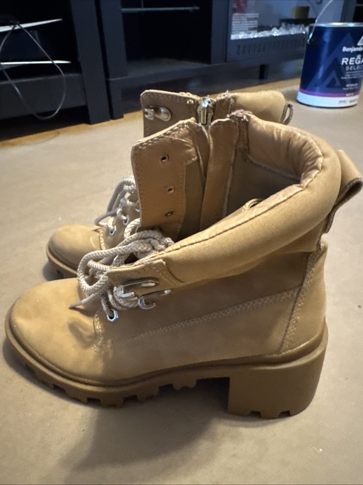 Dillan Girl Combat Boots Punk Edgy Boho Emo Chunky Lace Up Block Heel Sz 7.5
