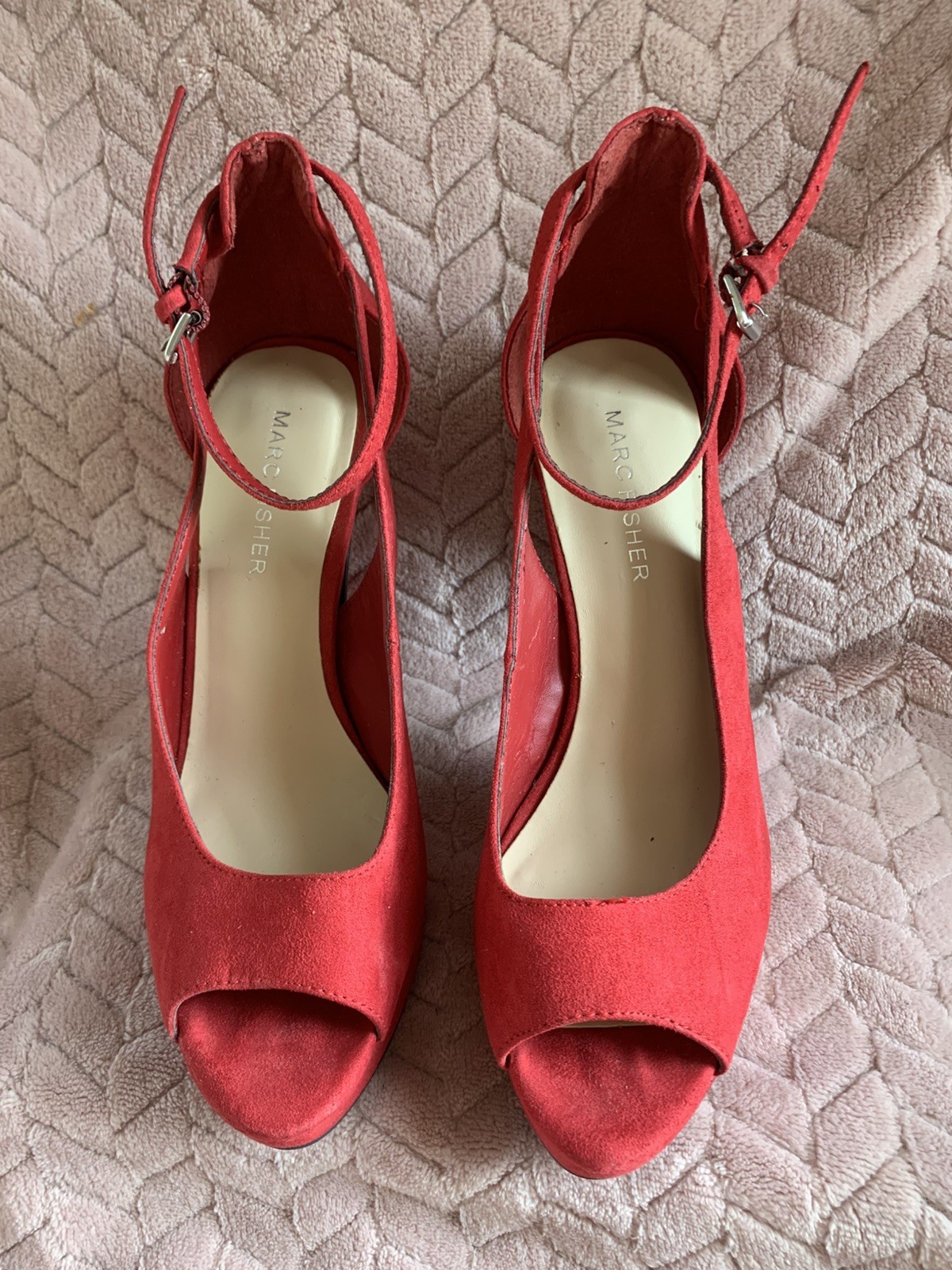 Marc Fisher Suede Heels Womens 7 Red Platform Ankle Strap Peep Toe Going Out