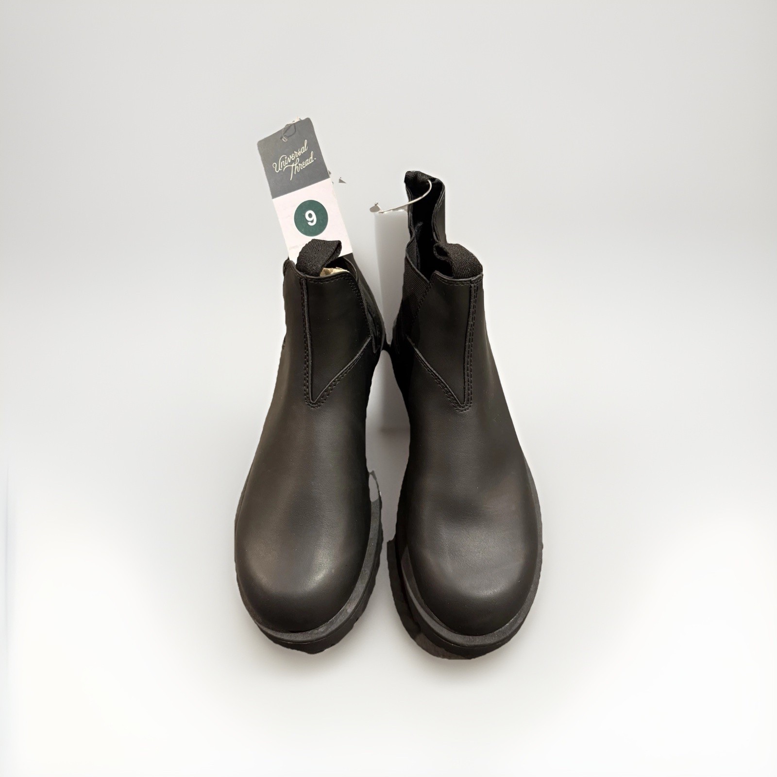 Universal Thread Black Chelsea Boots Pull Tab Pull On Man Made Women’s Size 9