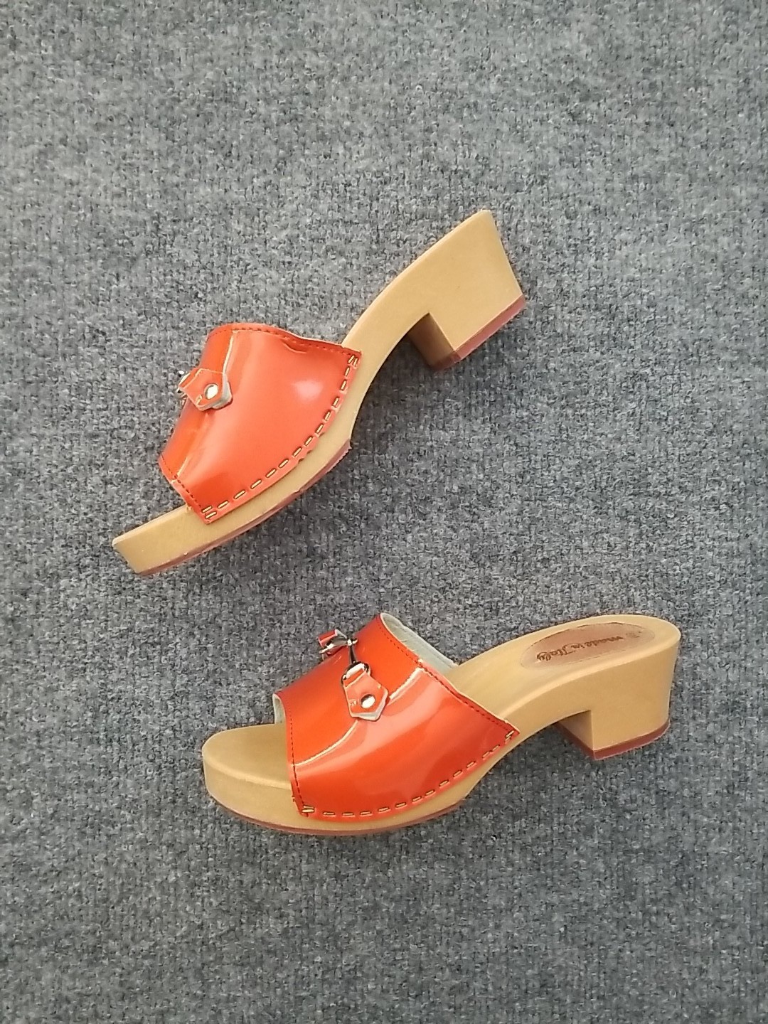 Made in Italy Women Sandals Clogs US 6M Orange Open Toe Wood Look Silver Buckle*