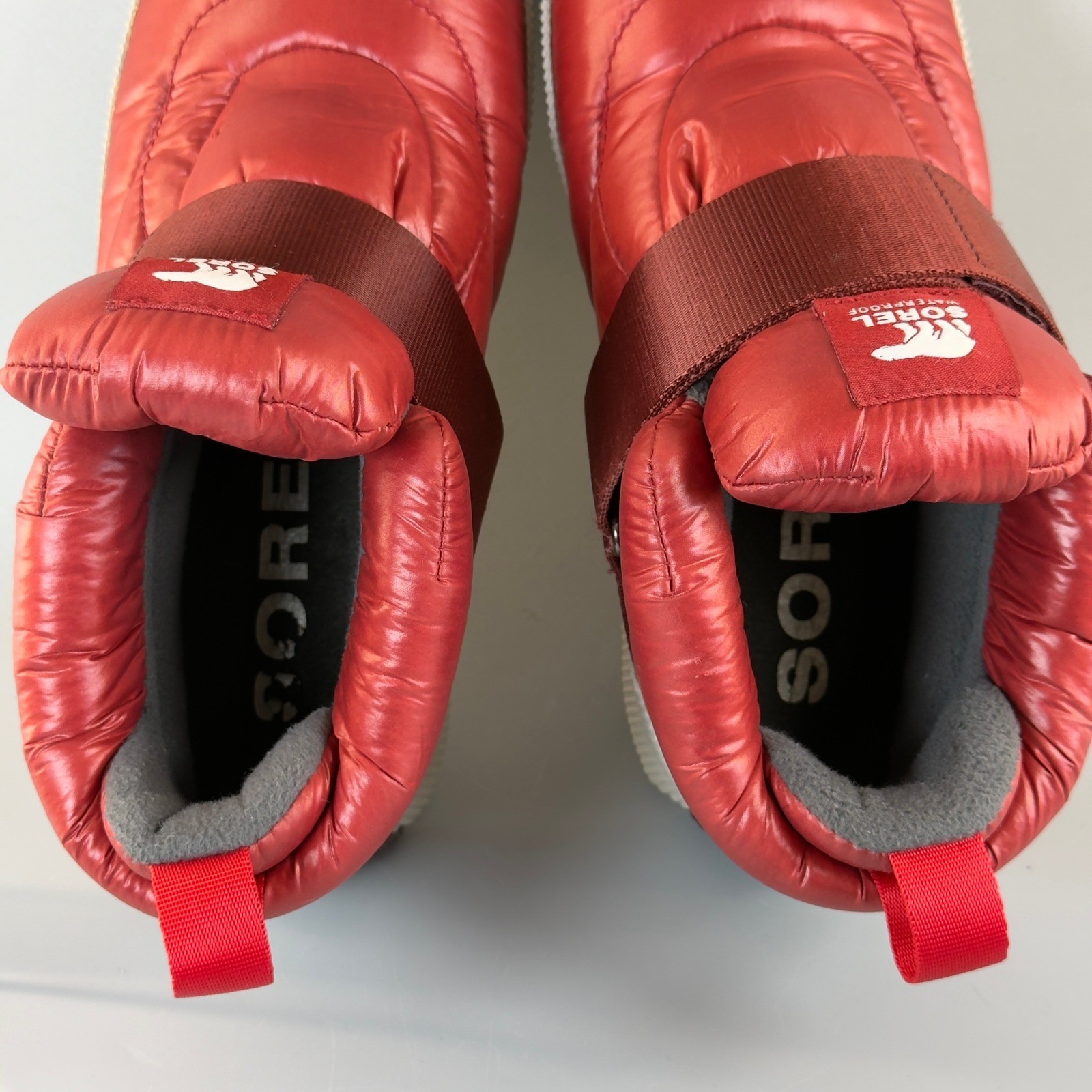 Sorel Out N About Puffy Womens 8 Waterproof Sneaker Boot Slip On Strap Red Shoes