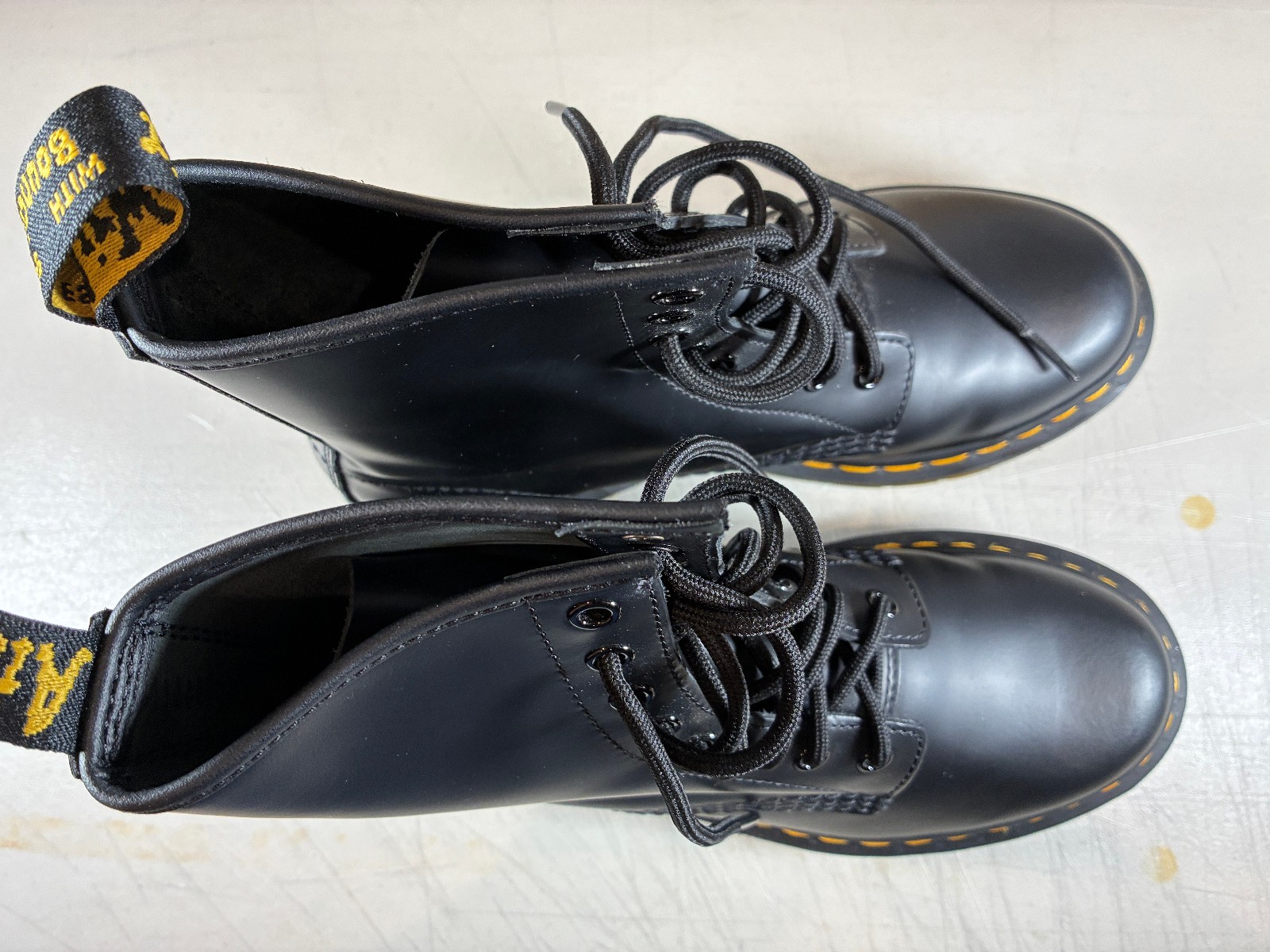 NICE! Doc Martens 1460 W Black Womens Boots Size 8 11821006 Smooth Air Wair Dr.